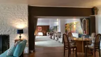 The Four Seasons Hotel - breakfast