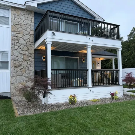 Chic Beachside Oasis - 3BR, 2BA, Walk to Shore!