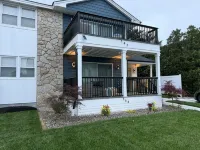 Chic Beachside Oasis - 3BR, 2BA, Walk to Shore! - Boutique