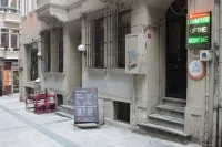 Chambers of the Boheme - พร้อมระเบียง