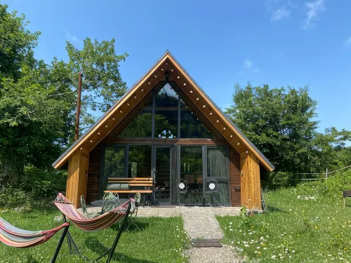 Chiatura - Katskhi Cottage - 5 Min to Katskhi Pillar & Rock Climbing, Private Patio with Pizza Oven - Homestays