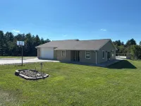 Home w/ Pool on Lake Rathbun – less than 1 Mile to Boat Ramp! - 3 étoiles