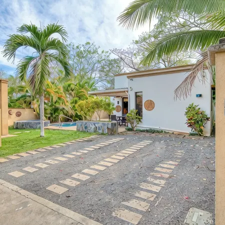 Family Paradise! 3br Home - Private Pool, Minutes from Flamingo/Conchal Beach