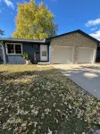 Charming 2-bedroom house with Feather Theme , WiFi in excellent Aurora