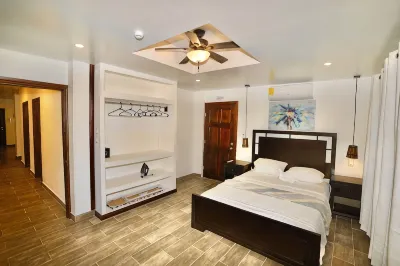 Charming & Spacious 2-bedroom Apartment Near Ocean-Starfish Villa Hôtels à : 