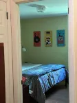 Retro 1-bedroom duplex in quiet Chapel Hill neighborhood