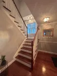Spacious and Homey 6-Bed Beach House in Salisbury