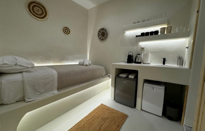 White Sand Jacuzzi Suite