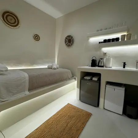 White Sand Jacuzzi Suite