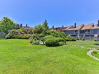 Oceanfront 3Br Condo. Visit Hyannis for Your Cape Holiday! 1600 sq ft Home! - 3-stjärniga