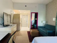 Home2 Suites by Hilton Edinburg - Pet-friendly