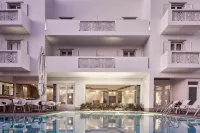 Oxygen Favie by Ghh - Pools