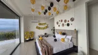 Luxury Villa w/ Ocean, Mountain Views, King Suites & Hot Tub - Sleeps 10 - Dağ Manzaralı
