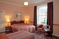 Averon Guest House - Pensionaatit