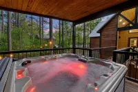 New listing special! Great for hikers,nature lovers, with hot tub and privacy - Chalets