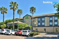 Holiday Inn JOHANNESBURG AIRPORT by IHG - Pysäköinti