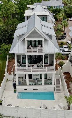 Private Pool, Amazing Decor, Elevator, 4 Min Walk to Sand! Beachside of 30A - Luxus