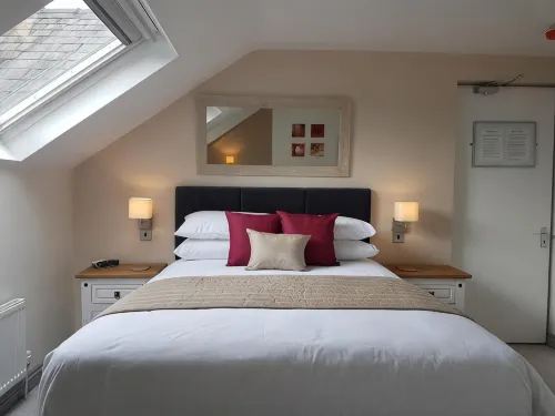 Compston House B & B - Homestays