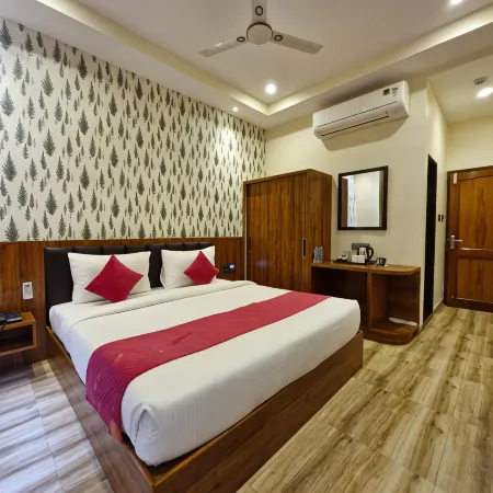 Hotel the Parmatma