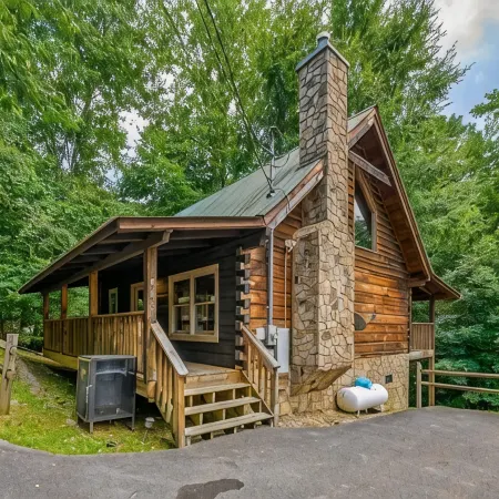 Sunrise Woods Retreat