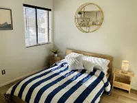 Cozy Freshly remodeled 1B/1B Retreat close to Main - 2-نجوم