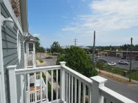 Relaxing Traverse City Condo near beaches and Town. - balcony