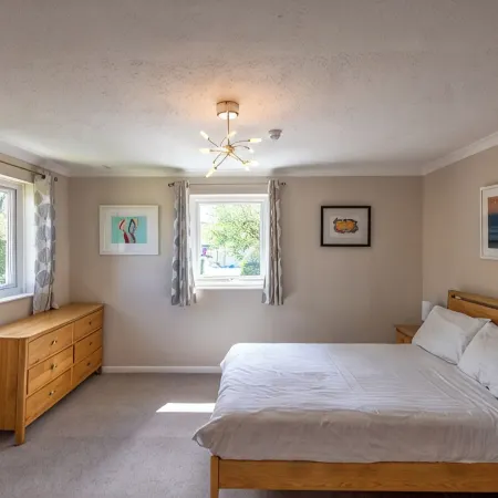 Quality Three Bedroomed House in Peaceful Seaside Village Отели в г. Хейл