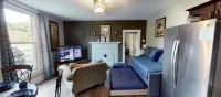 Remodeled 160‑ Victorian in Mooresville — Historic Charm, Modern Comfort - 2-Star