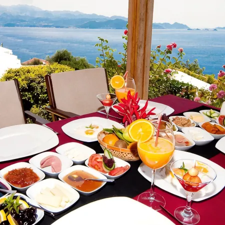 Lycia Hotel