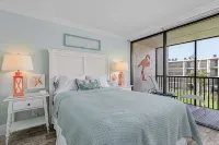 Sundial D310  Charming Beachfront Getaway! - Wifi