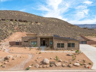 Beautiful 5 Bd/6 Bath - Zion's Edge, Kolob Canyon, Private Pool, Hot Tub, Views!