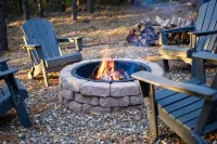 Romantic Luxury Cabin with Fire Pit and Trails - Alppimaja