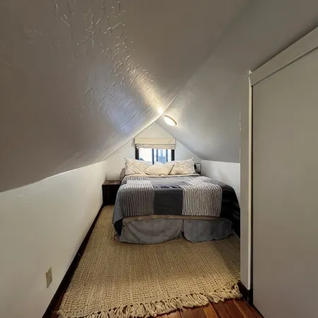 Cozy quiet & relaxing hide-a-way in the heart of Sausalito's ‘Hurricane Gulch