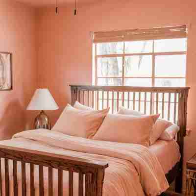 DISCOUNT @The Louie, a Designer central Tucson gem Rooms