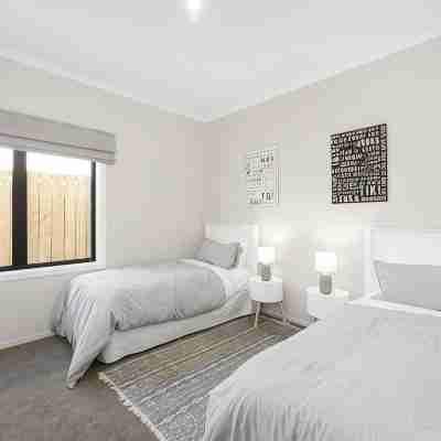 Fresh brand new comfy home Rooms