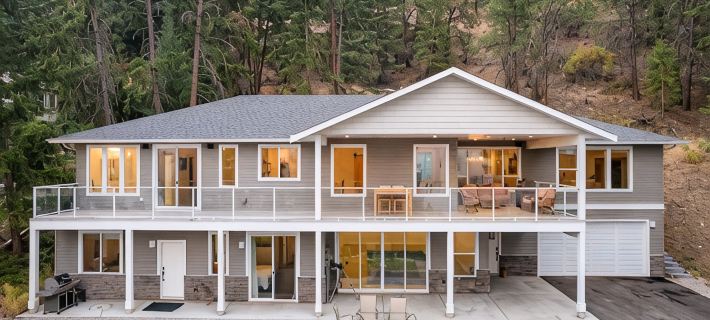Okanagan Lakeview Oasis, 2 Bed, 2 Bath, Sleeps 6 버넌 호텔