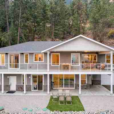 Okanagan Lakeview Oasis, 2 Bed, 2 Bath, Sleeps 6 Hotel Exterior