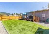 Spacious 5Br with Sauna & AC, Fenced Yard,Fast WiFi, Near Willamette Pass - Wifi