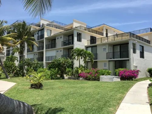 Stunning Oceanfront Condo at Coral Beach unit 1107 - Beach