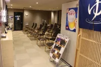 โรงแรมแคปซูล โทโปส - ให้บริการเฉพาะผู้ชาย - ที่มีฟิตเนส