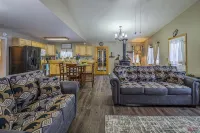 Private Getaway Cabin near Hot Springs