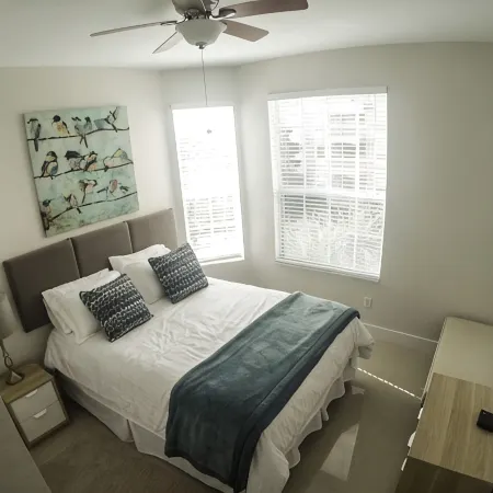 ALLDISNEY4YOU - RENOVATED VACATION CONDO FAMILY-FRIENDLY