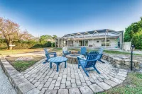 Tropical oasis on the water. Heated pool w. lots of family amenities & games - 4-Star