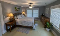 Charming Home in the Soda Pop District Downtown. Spacious and Pet-Friendly! - 4-Sterne