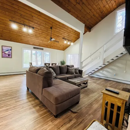 Charming 2-bedroom house with AC, WiFi in tranquil Conway