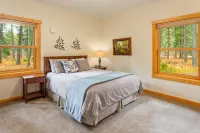 Alpine Woods cabin close to trails, ski in/out - Chalets