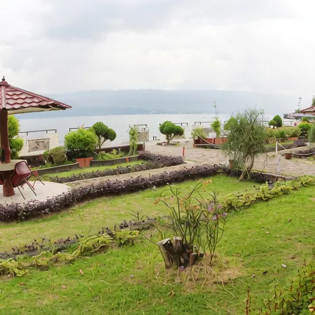 Darma Agung Beach Hotel Parapat