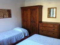 Villa Rossa,  magnificent garden and view on the lake at only 10 min. from Como - Apartments
