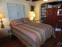 Wonderful, Downtown Treasure - 2-Star