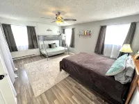 Highland Hideaway-Newly Remodeled! - 3-Star
